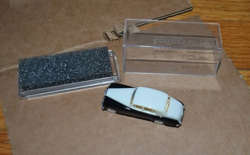 Vtg Revell Praline Rolls Royse White Black, 1/87 HO Scale